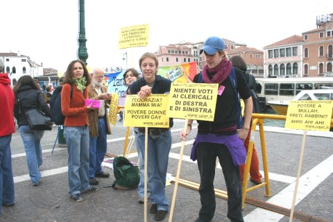 7 ottobre 2006, Venezia: Partecipazione UAAR alla manifestazione contro i volontari antiabortisti nei consultori familiari pubblici