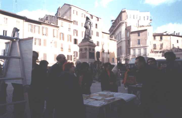 17 febbraio 2000: L'UAAR alla commemorazione dei 400 anni dal rogo in cui fu arso vivo Giordano Bruno