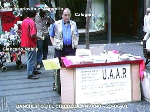 23 giugno 2001: Banchetto UAAR a Napoli